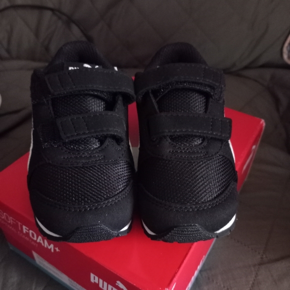 ST Runner v2 Mesh V INF - Picture 2 of 3